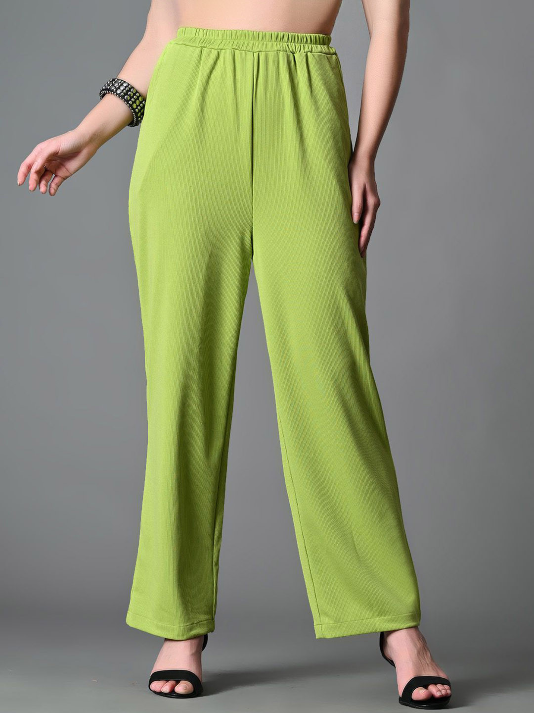 

The Roadster Lifestyle Co. Women High-Rise Loose Fit Wide Leg Trousers, Green
