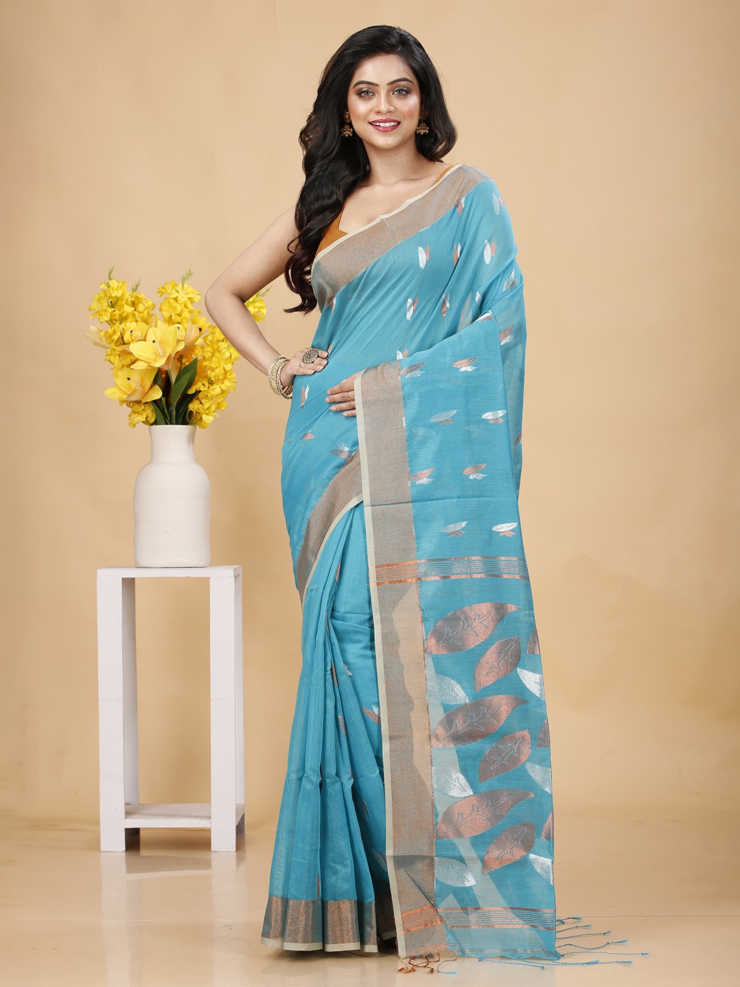 

SLAGHA Ethnic Motifs Zari Saree, Blue