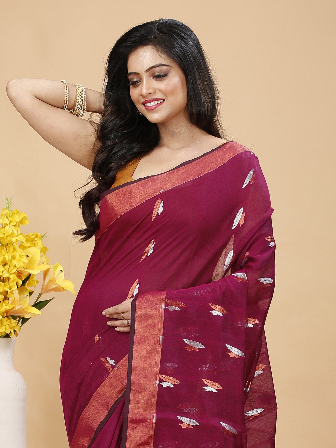 

SLAGHA Woven Design Embroidered Saree, Magenta