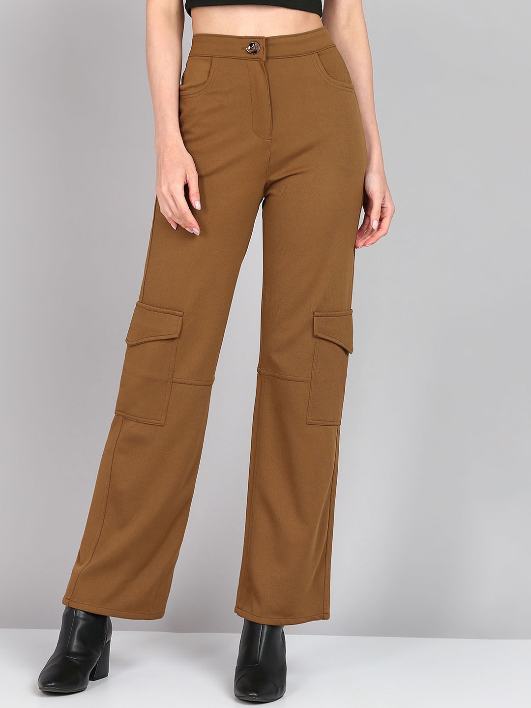 

BAESD Women Relaxed Straight Leg Straight Fit High-Rise Cargo Trouser, Khaki