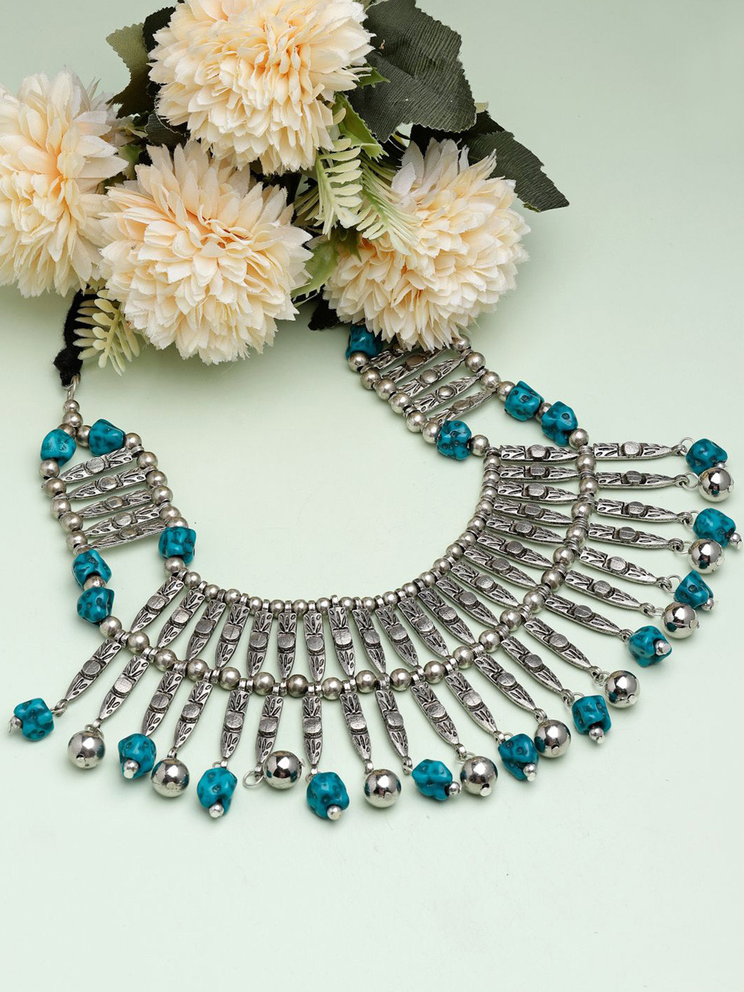 

Moedbuille Silver-Plated Beaded Tribal Necklace