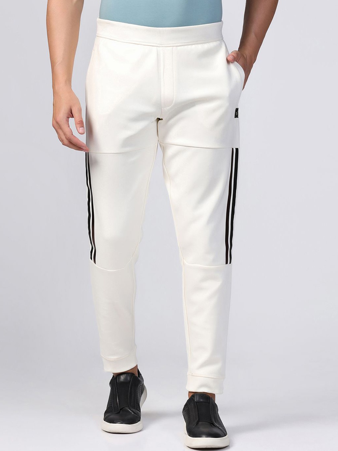 

Blackberrys Men Mid Rise Track Pants, Off white