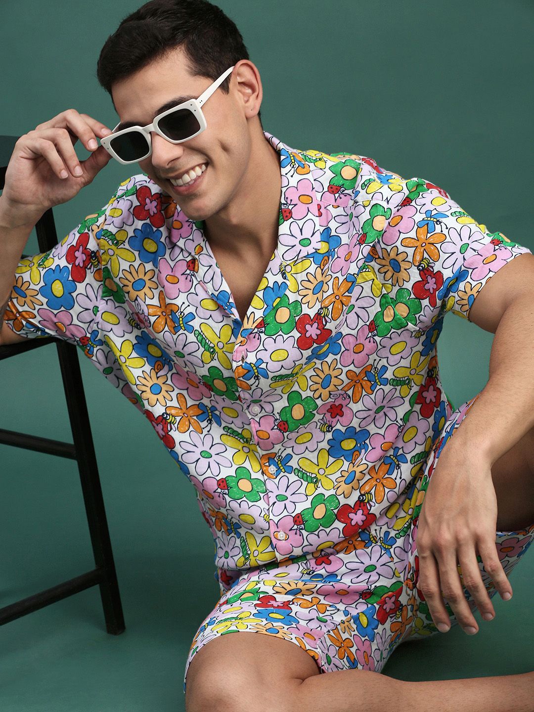 

SHOWOFF Printed Relaxed Fit Cuban Collar Shirt With Shorts, White