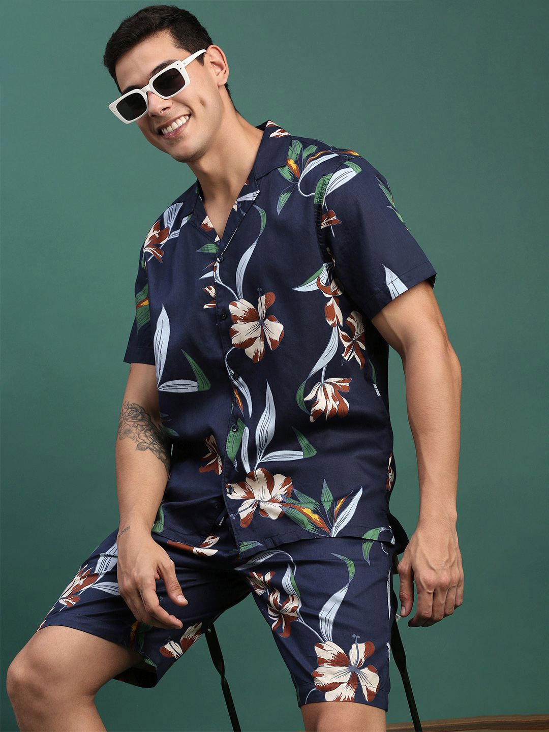 

SHOWOFF Printed Relaxed Fit Cuban Collar Shirt With Shorts, Navy blue