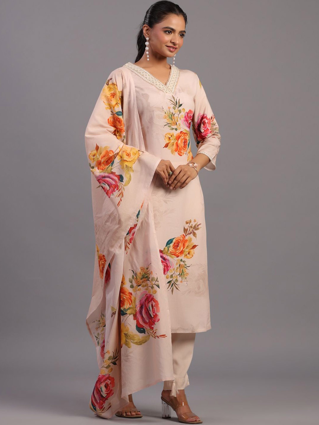 

Amchoor Floral Printed Regular Thread Work Kurta With Trousers & Dupatta, Beige