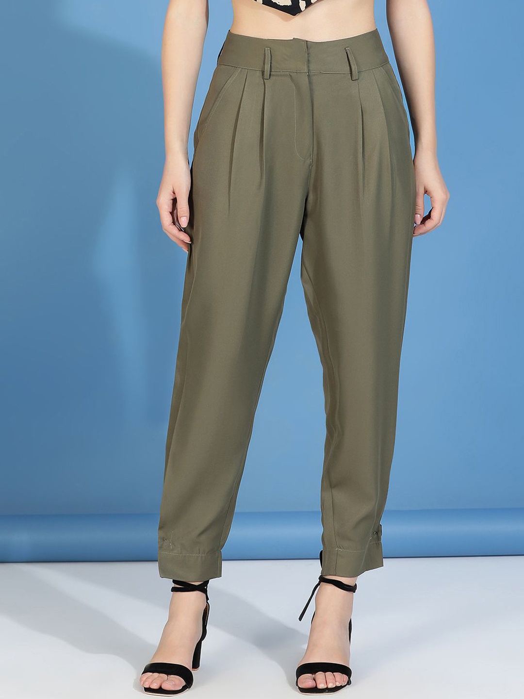 

Kotty Women Relaxed High-Rise Easy Wash Pleated Peg Trousers, Green