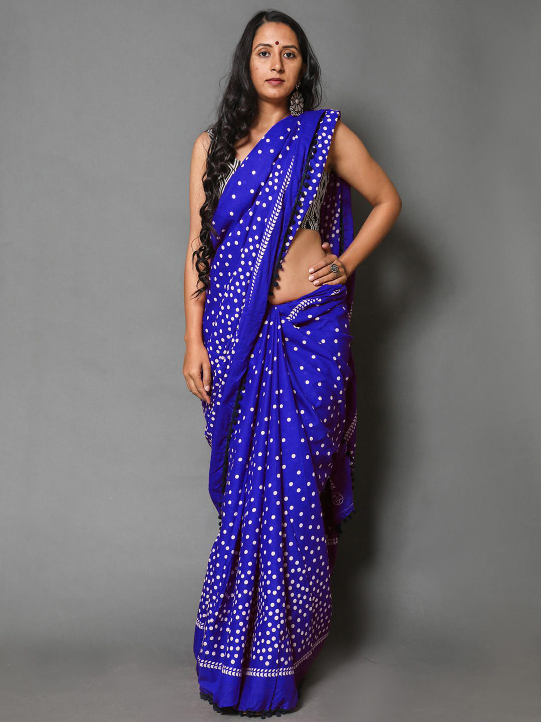 

BUTA BUTI Polka Dot Pompom Pure Cotton Saree, Navy blue