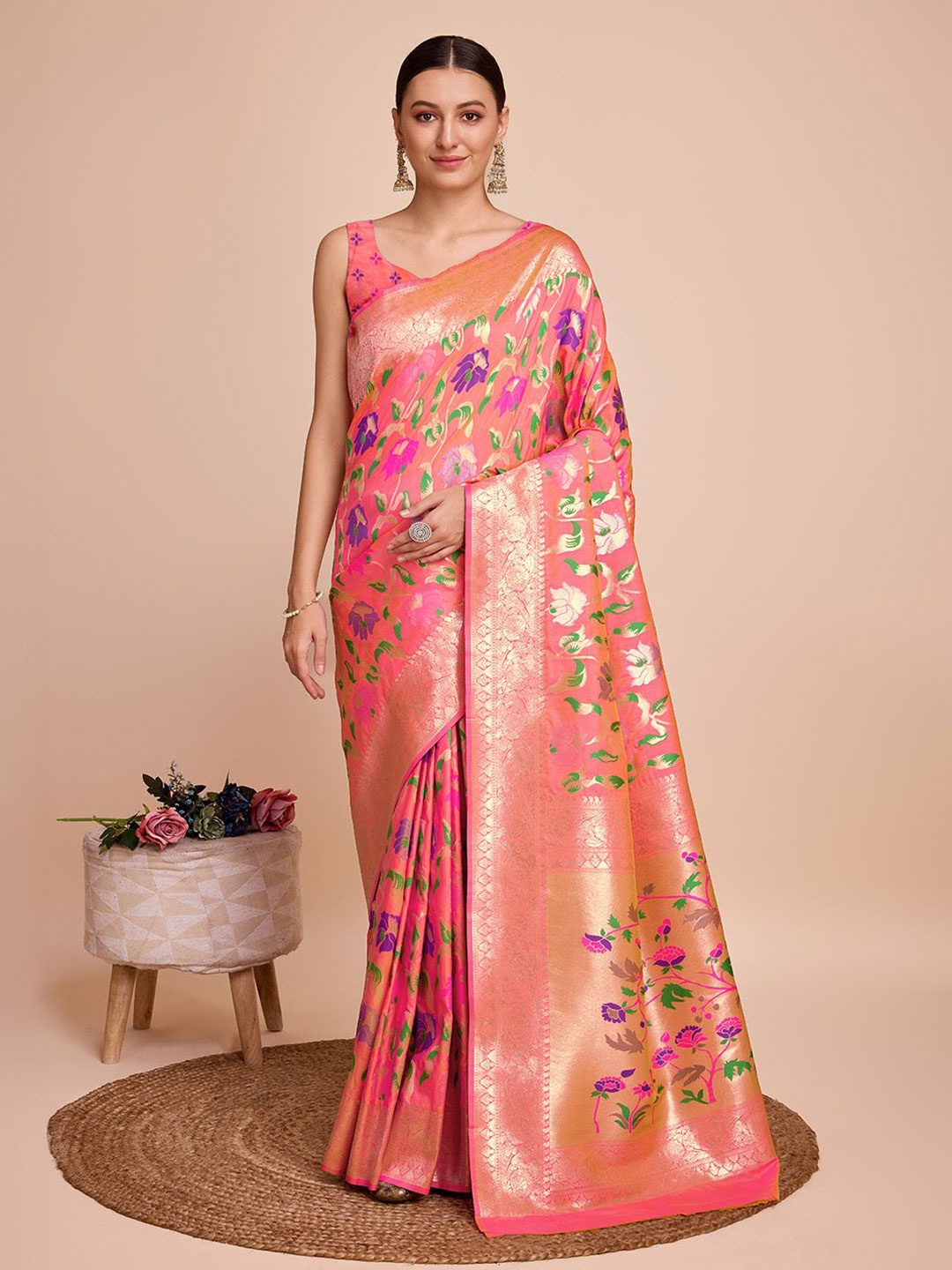 

HEER FASHION Woven Design Zari Banarasi Saree, Peach