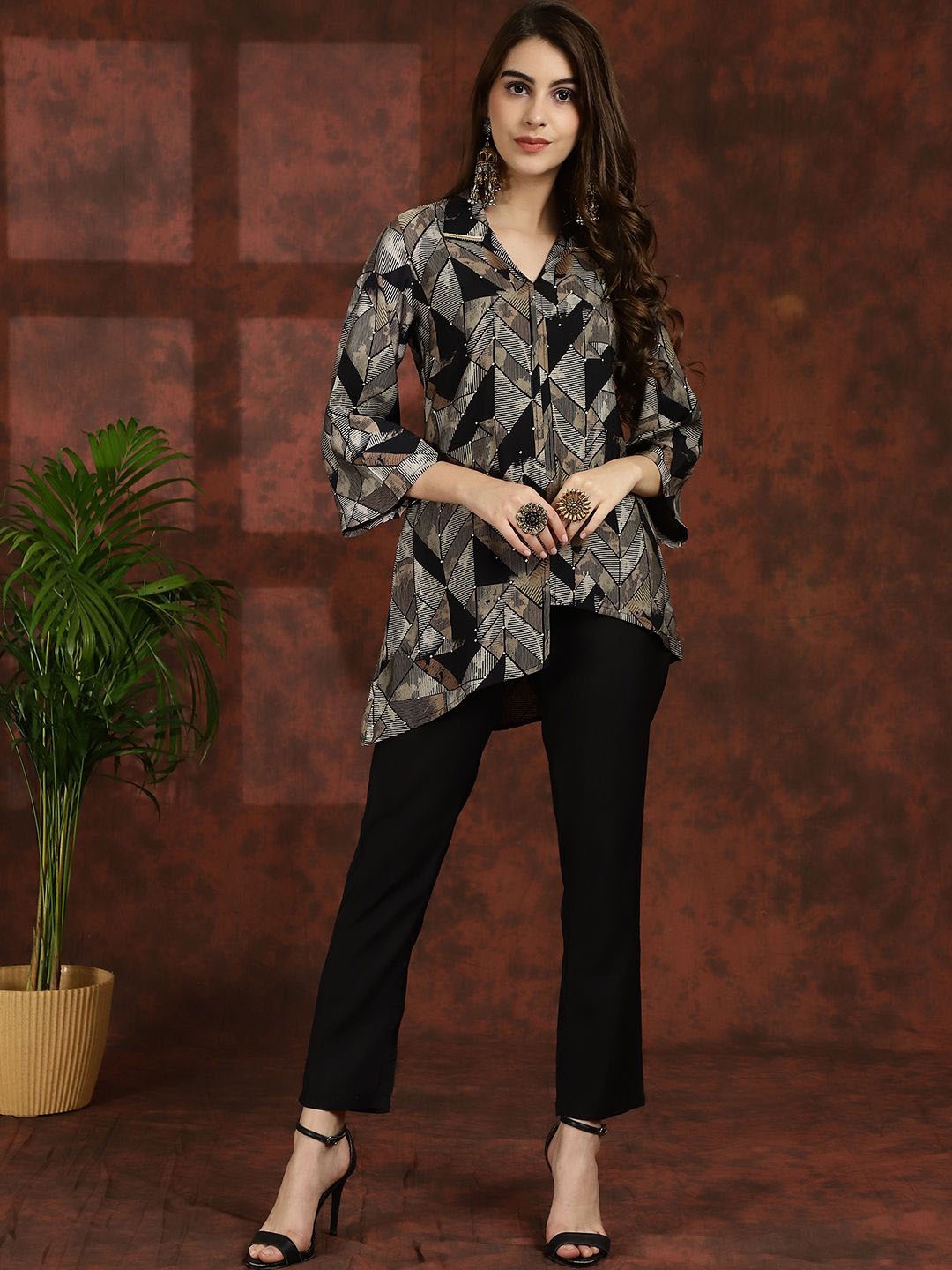 

Claura Black Printed Shirt Collar Chanderi Silk Tunic & Trousers