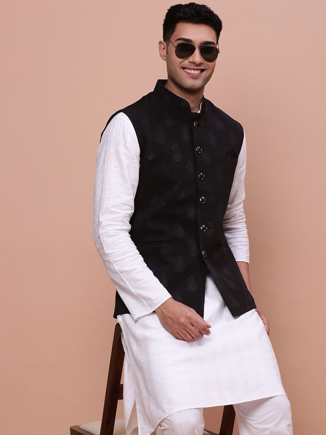 

SHOWOFF Woven Design Nehru Jacket, Black