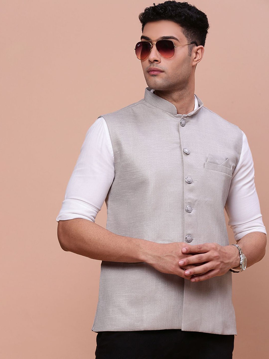 

SHOWOFF Slim-Fit Woven Slim Fit Nehru Jacket, Grey