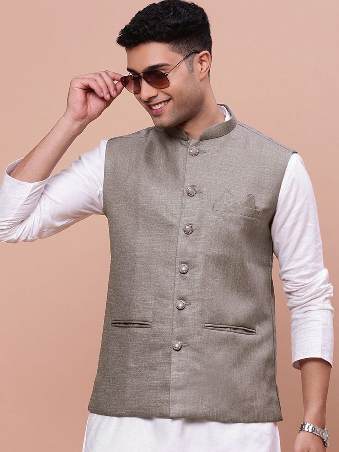 

SHOWOFF Men's Solid Slim-Fit Woven Nehru Jacket, Brown