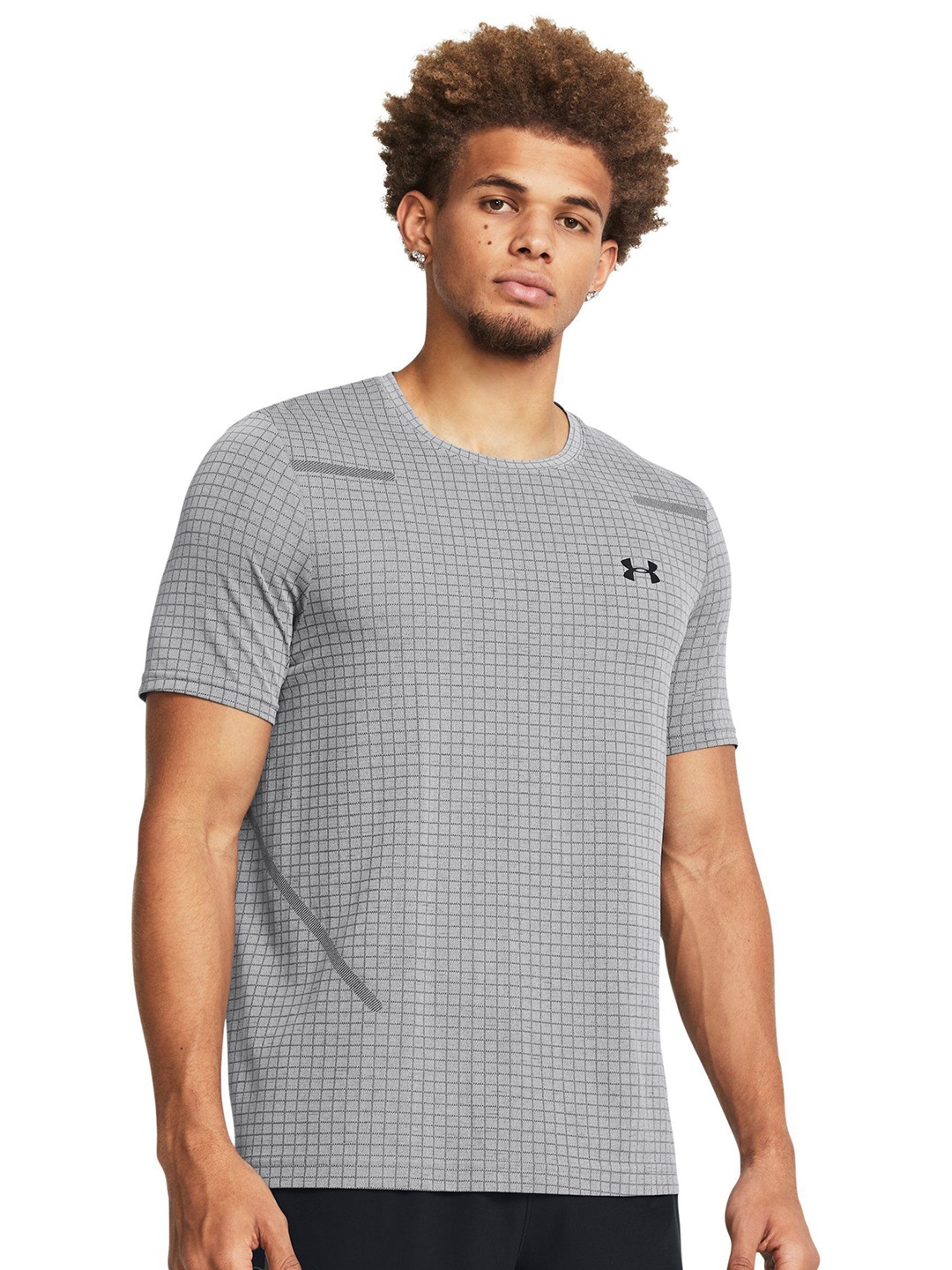 

UNDER ARMOUR Men Solid Round Neck Polyester Slim Fit Tshirt, Grey