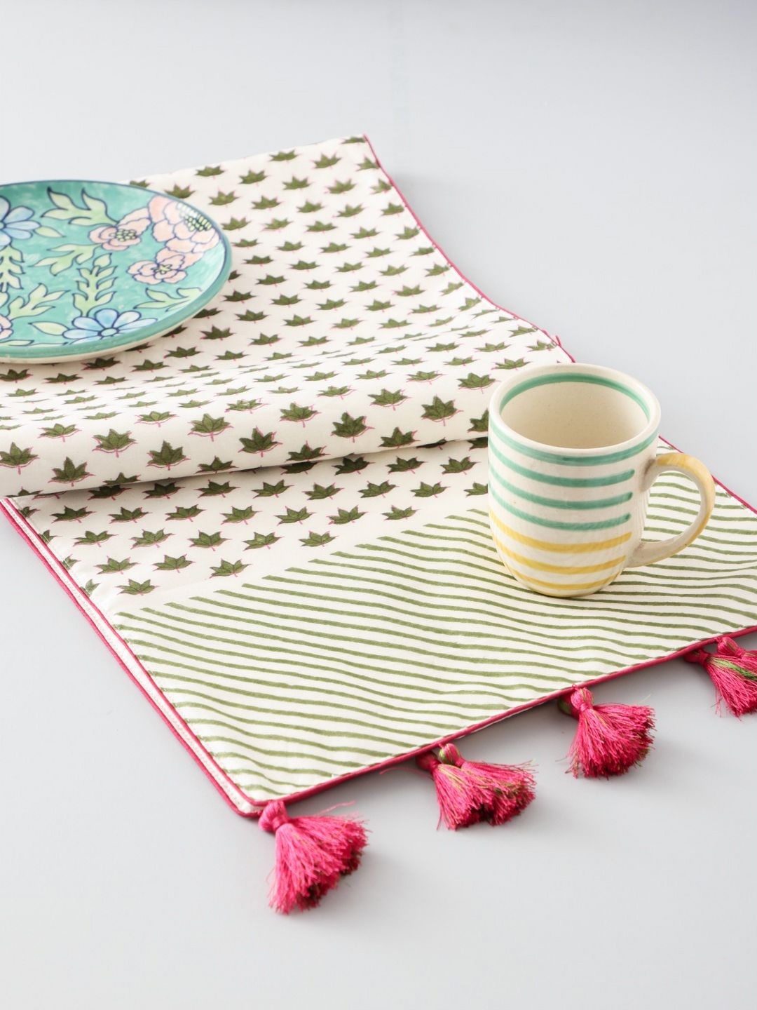 

Eyaas Green & White Floral Printed Chanderi Table Runner