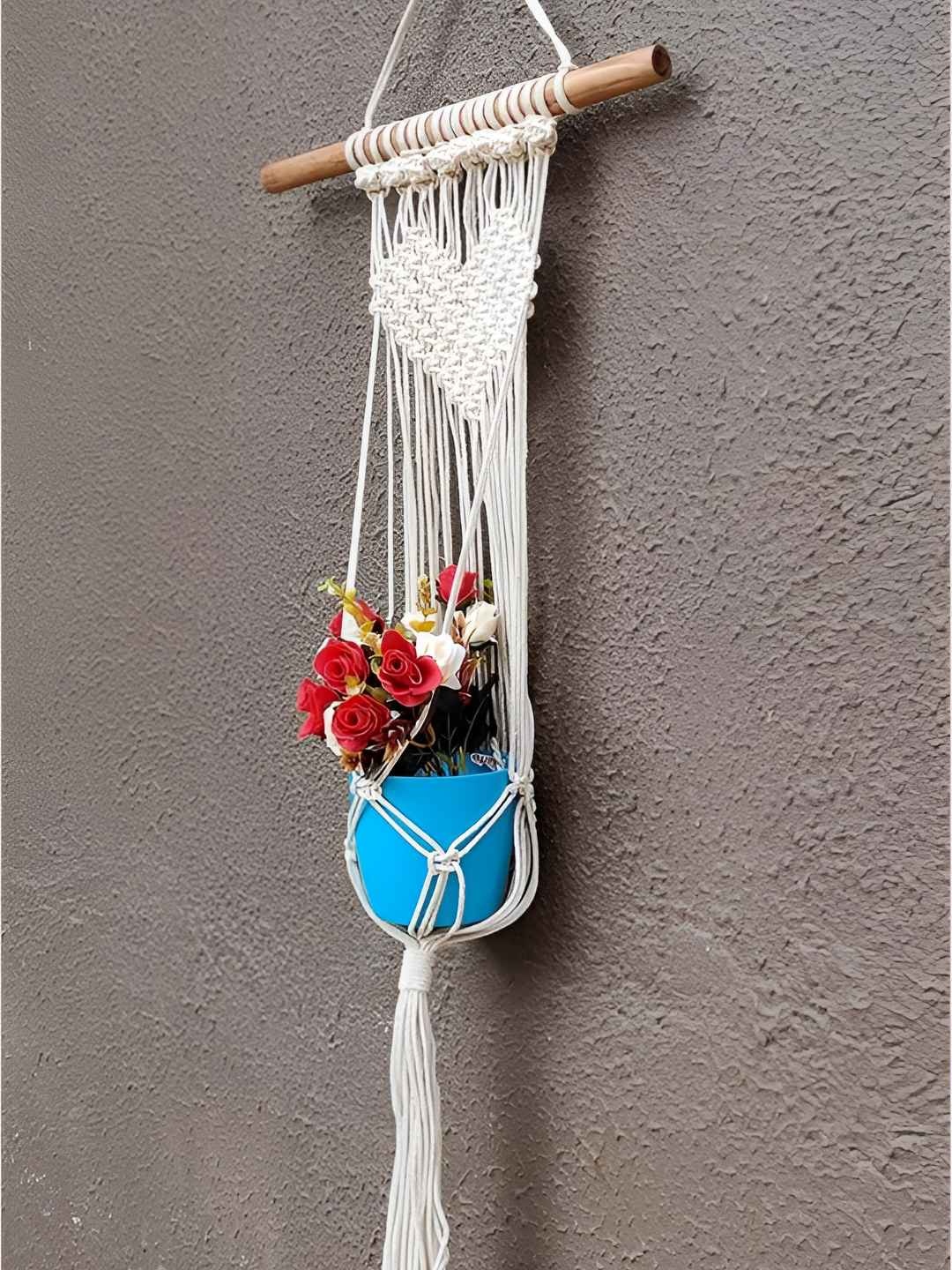 

VAH Kya Bat Hai !! White & Brown Textured Wooden Macrame Wall Decor