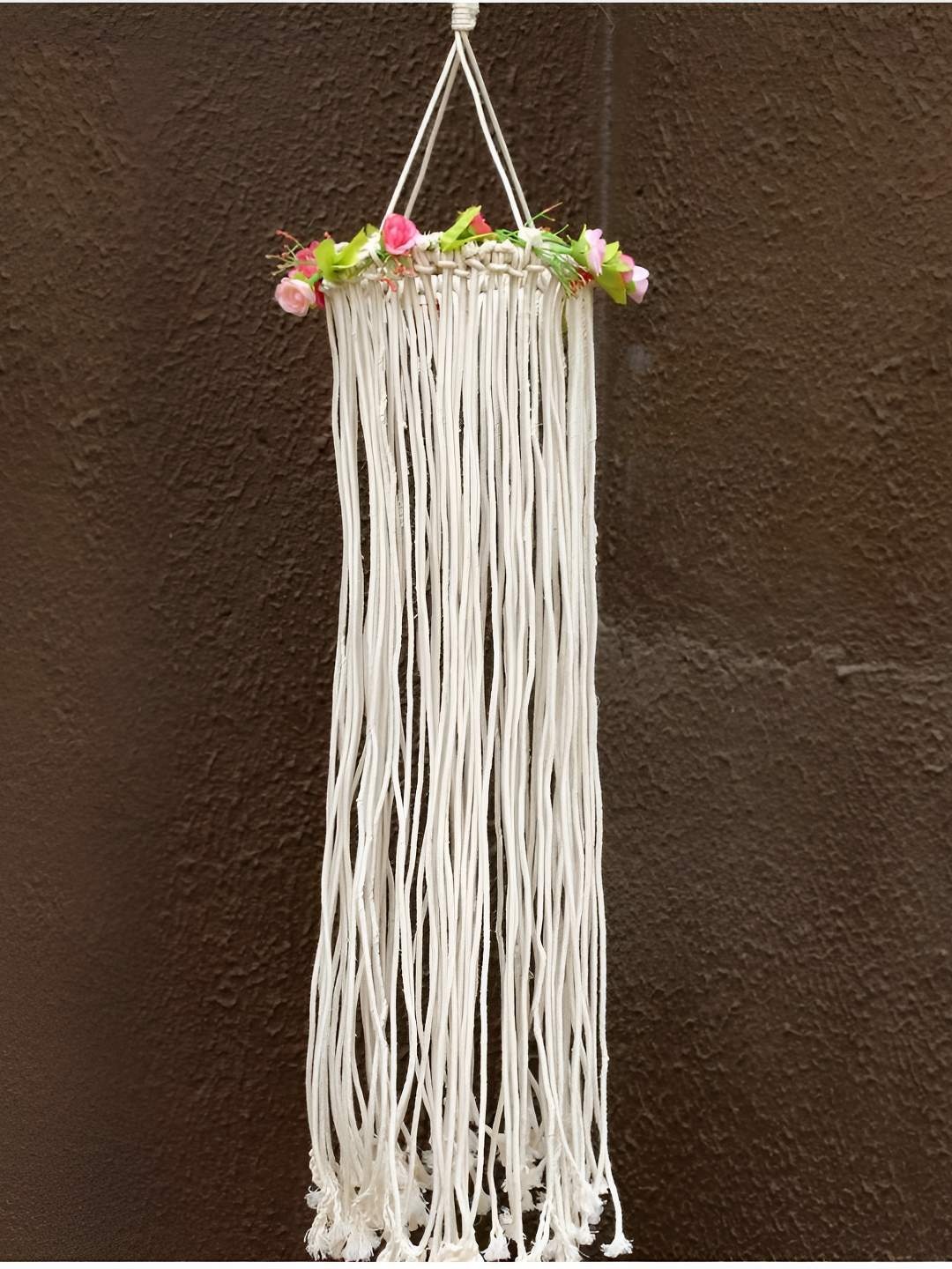 

VAH Kya Bat Hai !! White & Green Textured Macrame Wall Hanging with Light