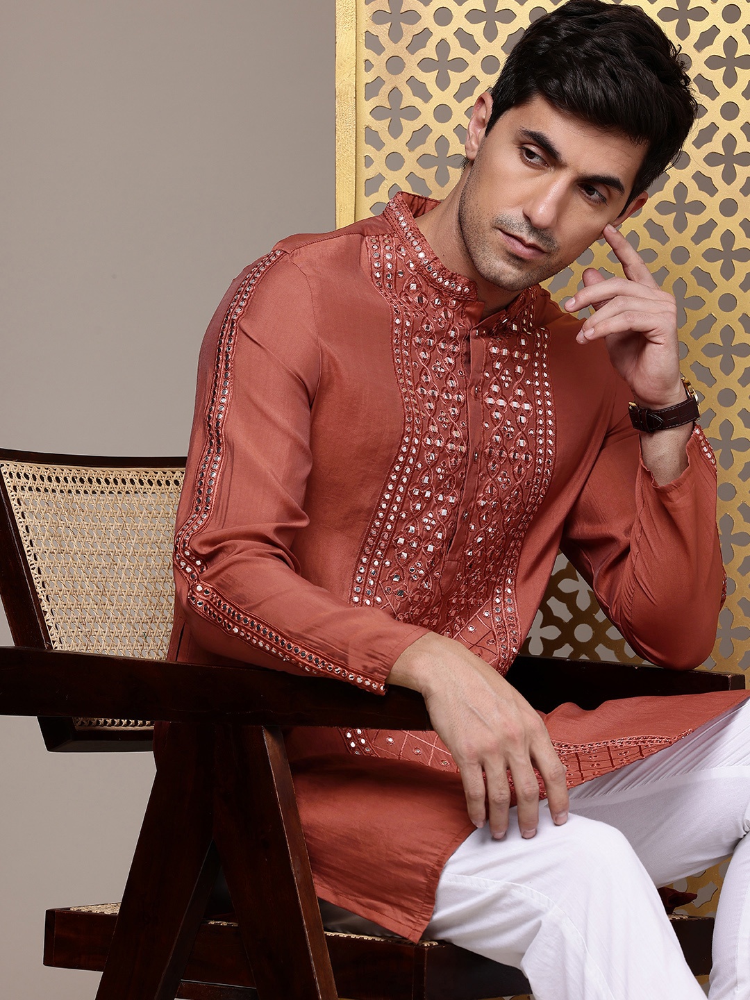 

House of Pataudi Embellished Mirror Work Jashn Kurta, Rust