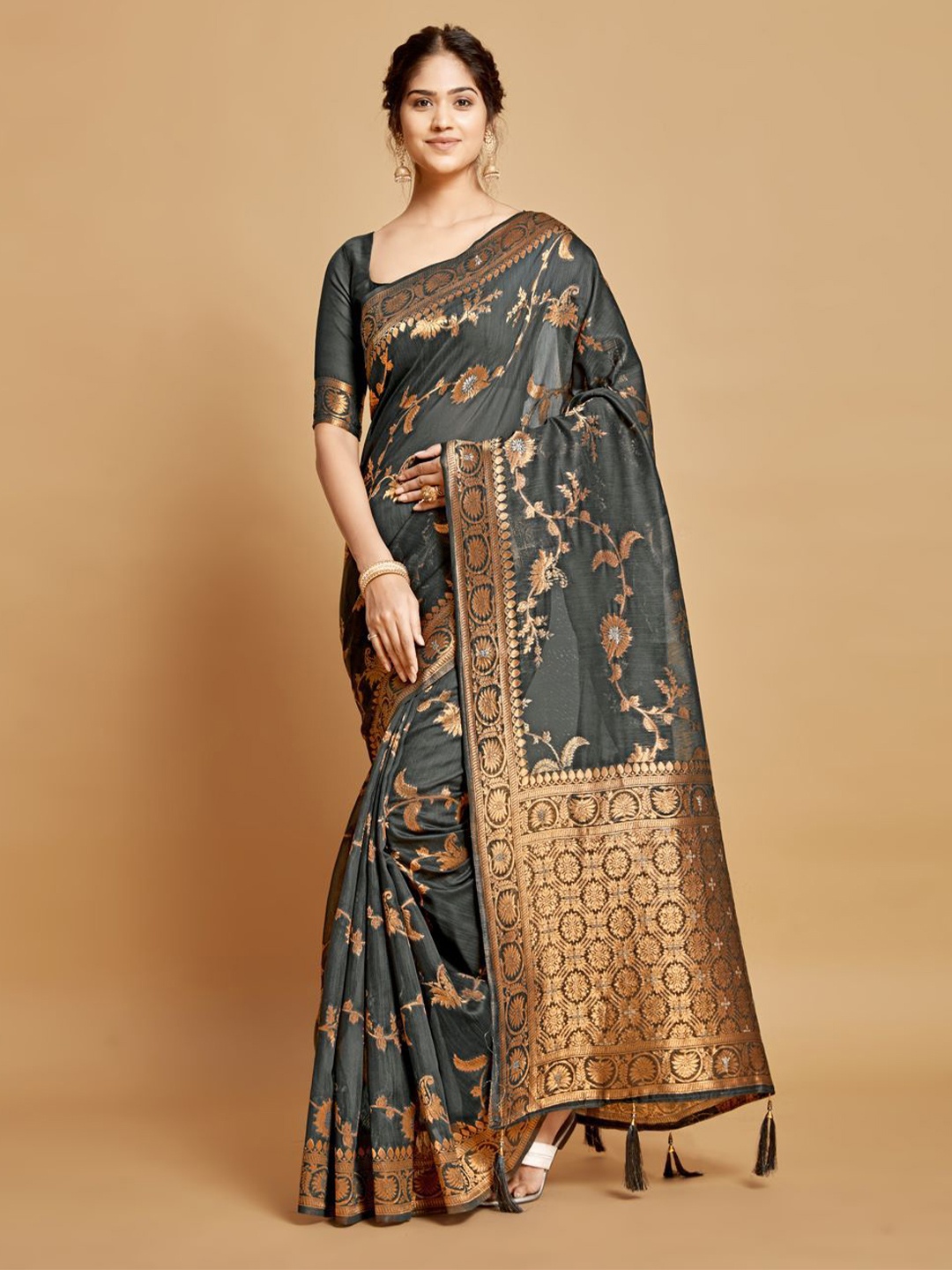 

HEER FASHION Woven Design Zari Linen Blend Kanjeevaram Saree, Grey