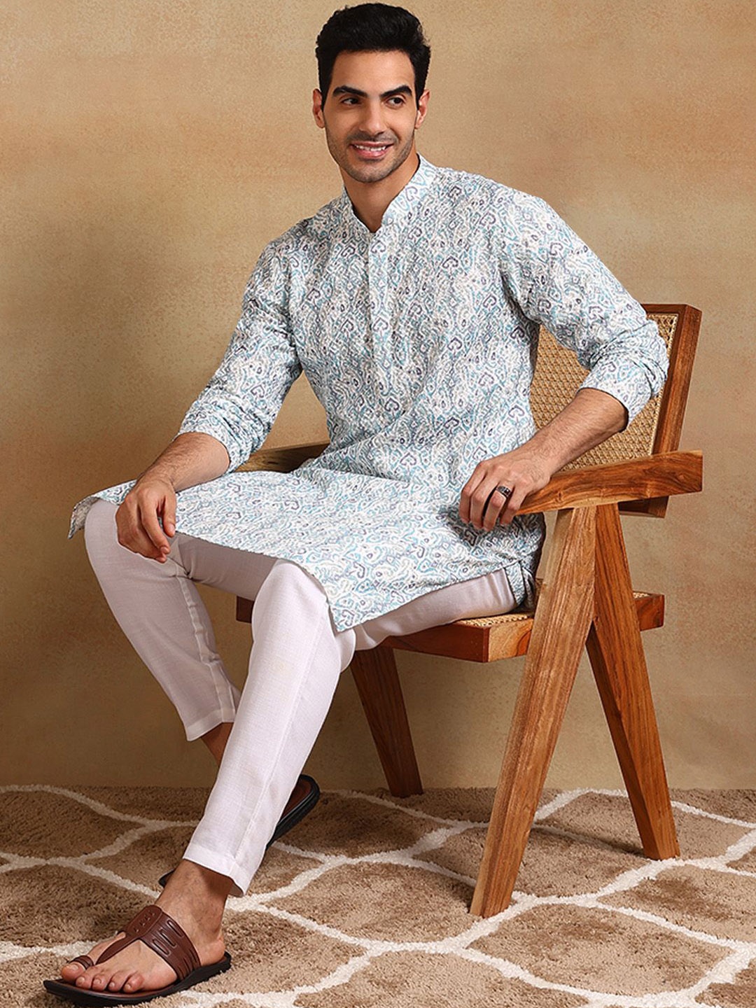 

Ethnic Bay Ethnic Motifs Printed Mandarin Collar Straight Kurta, Teal