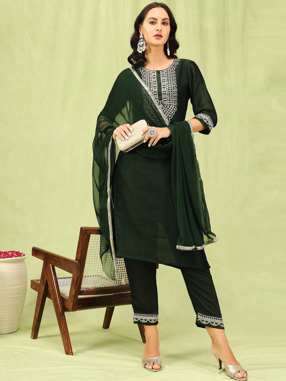 

VredeVogel Ethnic Motifs Yoke Design Regular Kurta with Trousers & Dupatta, Green