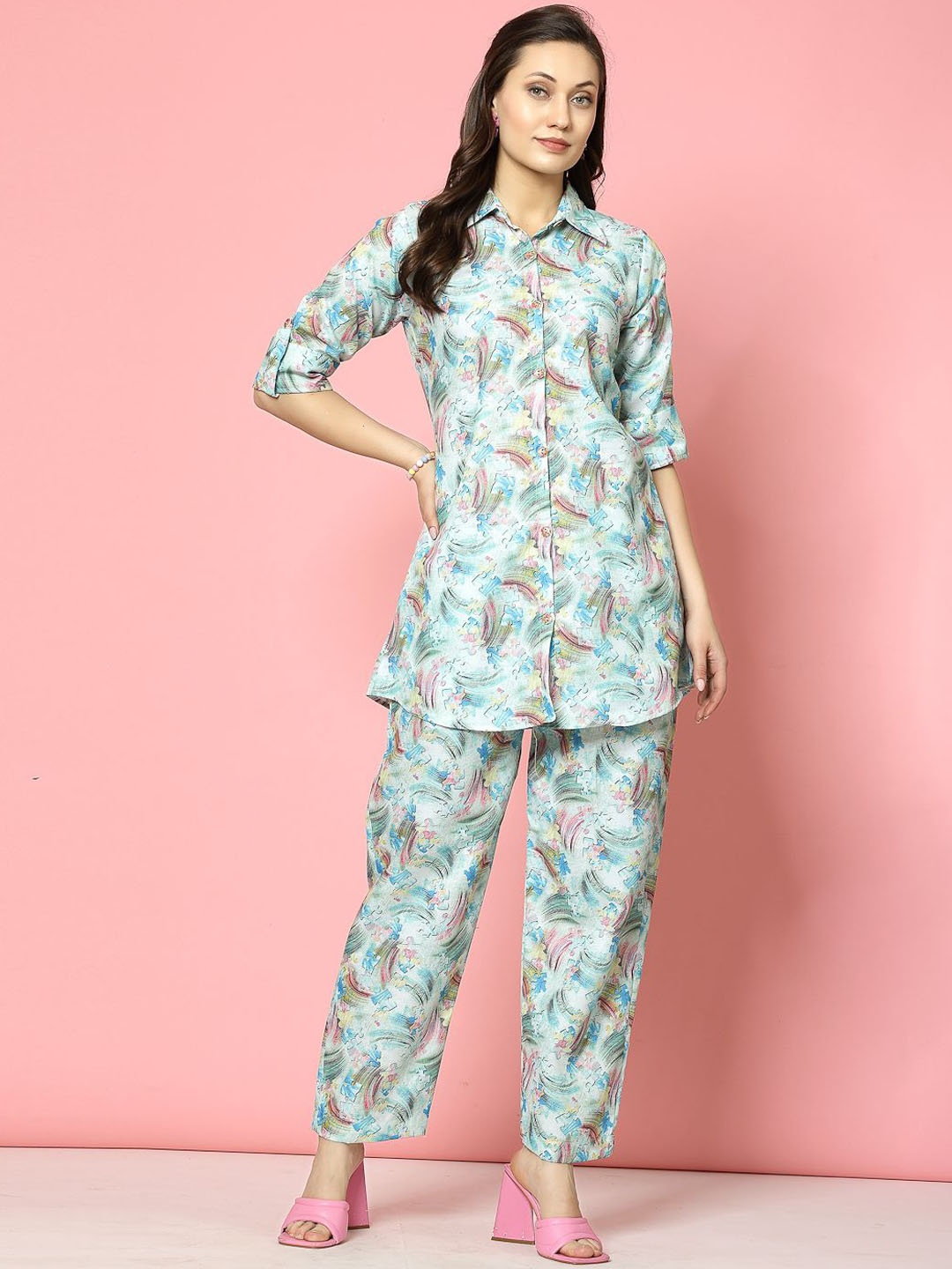 

Clora Creation Abstract Printed Shirt & Trousers, Green