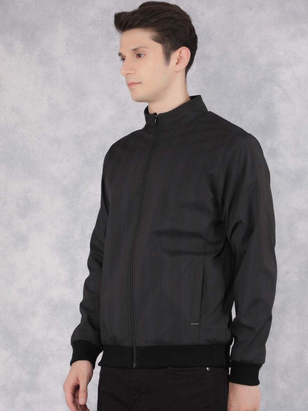 

Crimsoune Club Men Solid Lightweight Bomber Jacket, Black