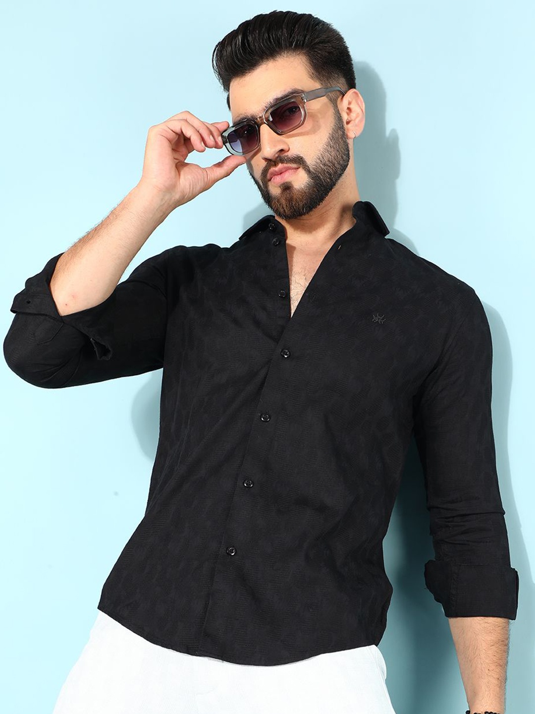 

Crimsoune Club Men Classic Slim Fit Opaque Casual Shirt, Black