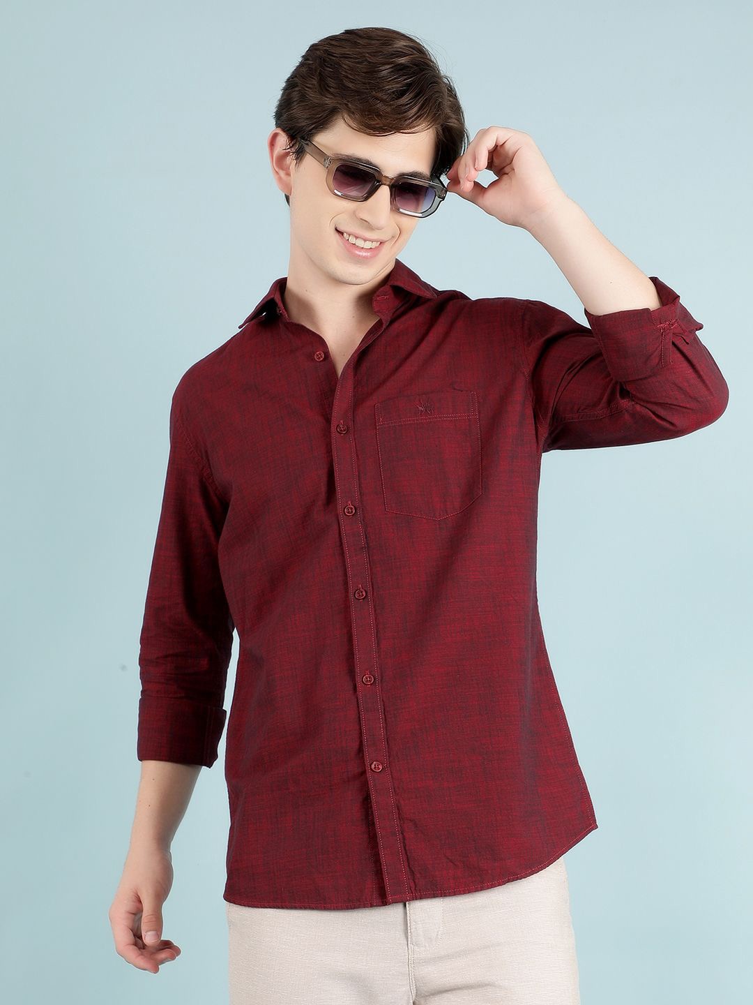 

Crimsoune Club Men Classic Slim Fit Casual Shirt, Maroon