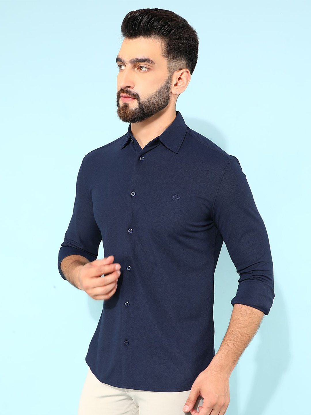 

Crimsoune Club Men Classic Slim Fit Opaque Casual Shirt, Navy blue