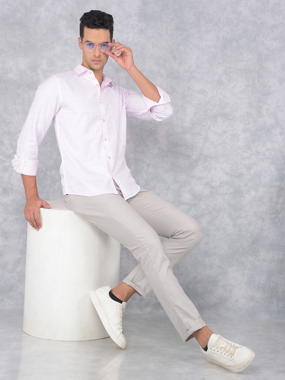 

Crimsoune Club Men Classic Slim Fit Opaque Casual Shirt, Pink