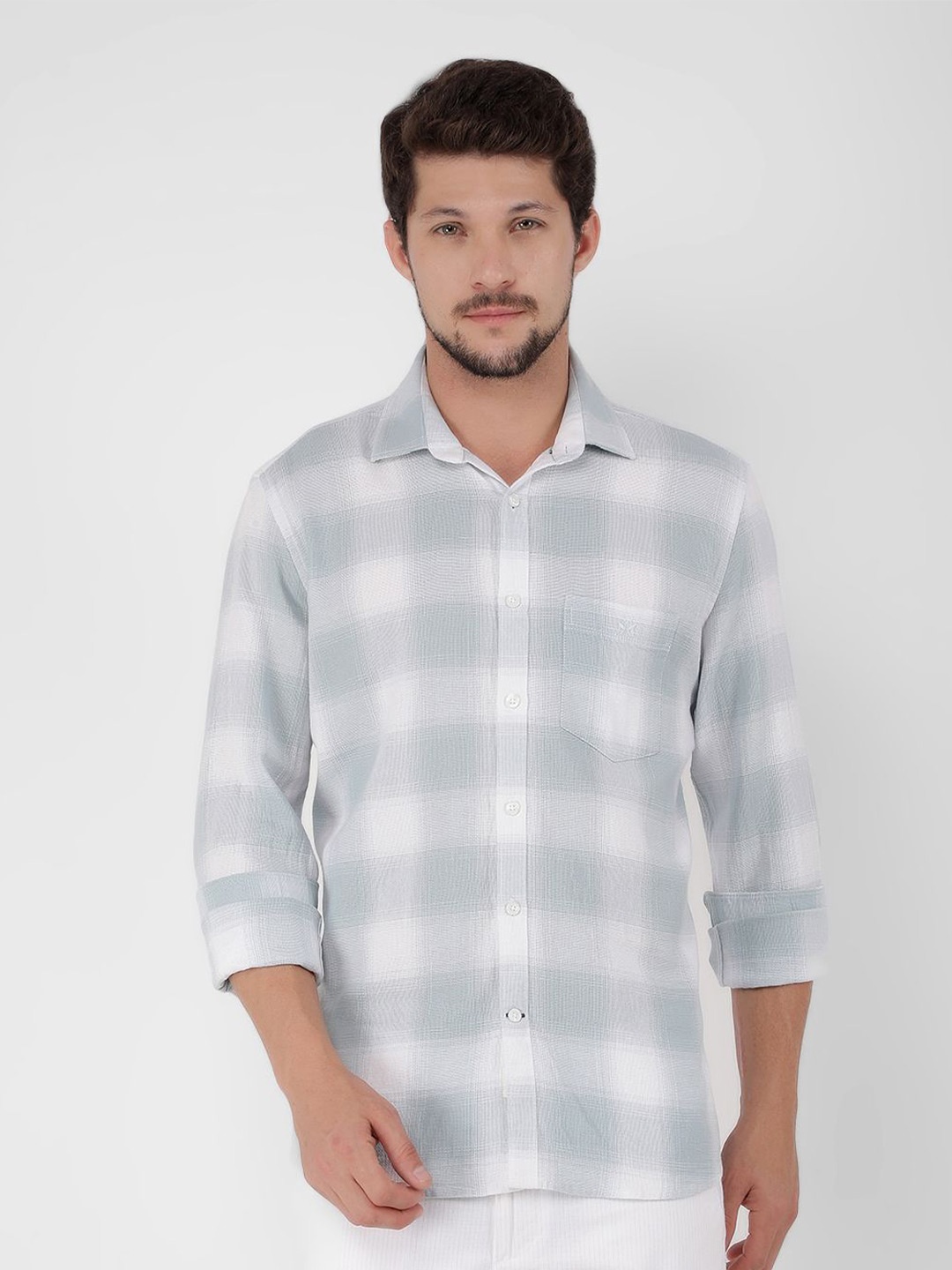 

Crimsoune Club Men Classic Slim Fit Opaque Checked Casual Shirt, Blue