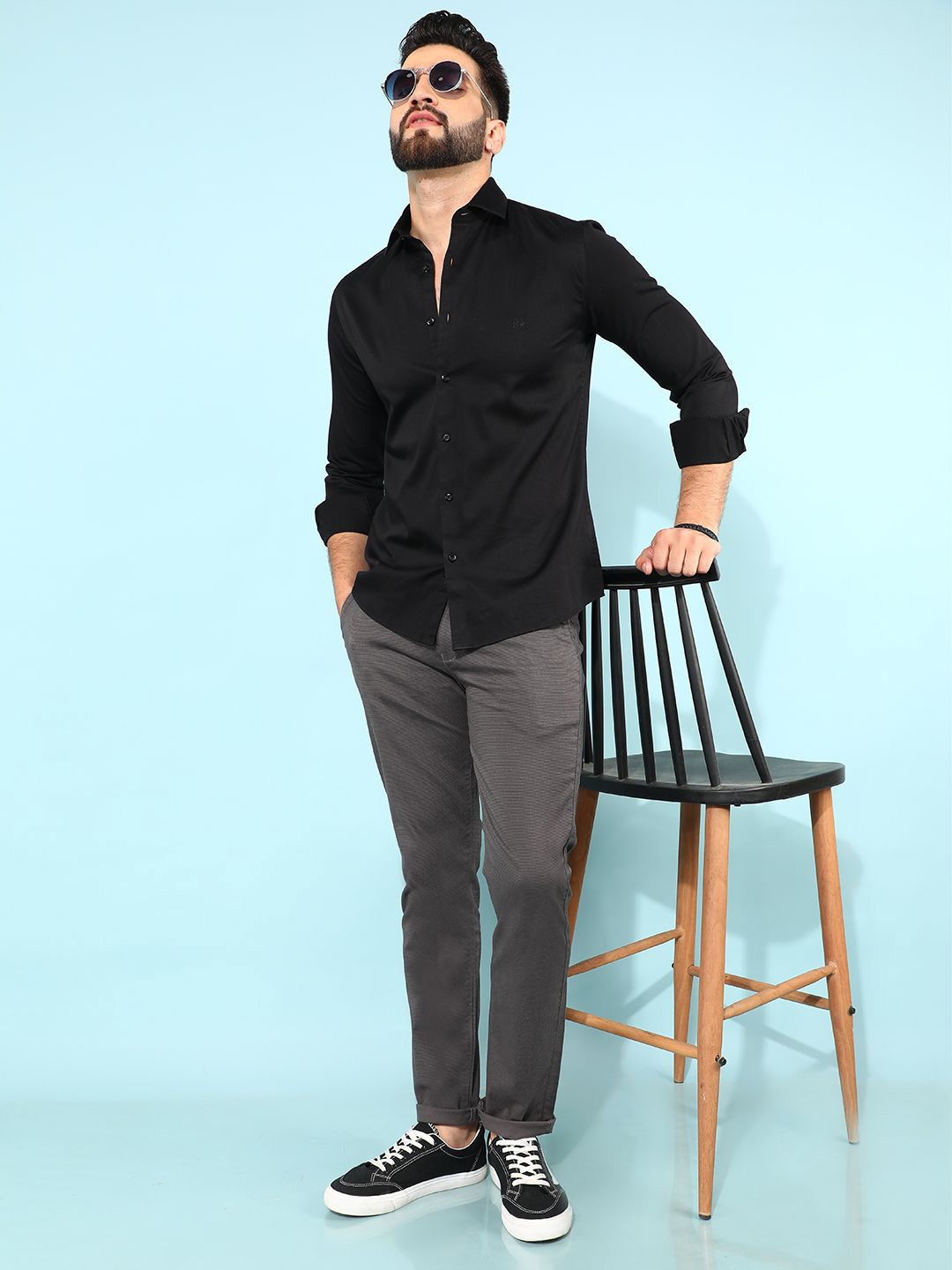 

Crimsoune Club Men Classic Slim Fit Opaque Casual Shirt, Black