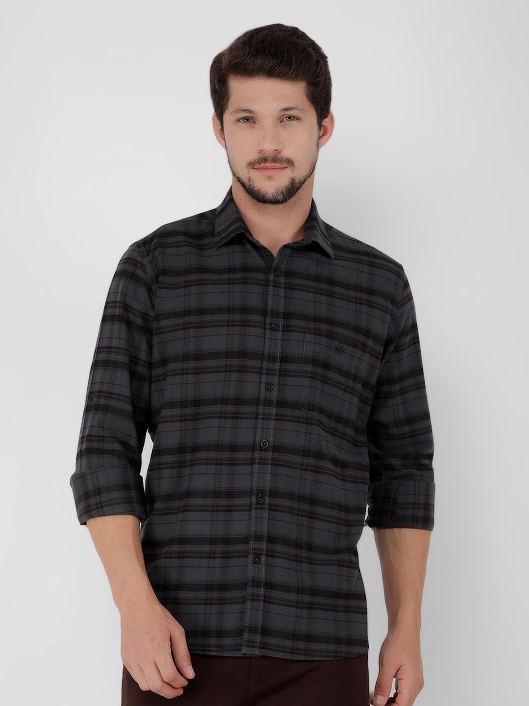 

Crimsoune Club Men Classic Slim Fit Horizontal Stripes Opaque Striped Casual Shirt, Grey