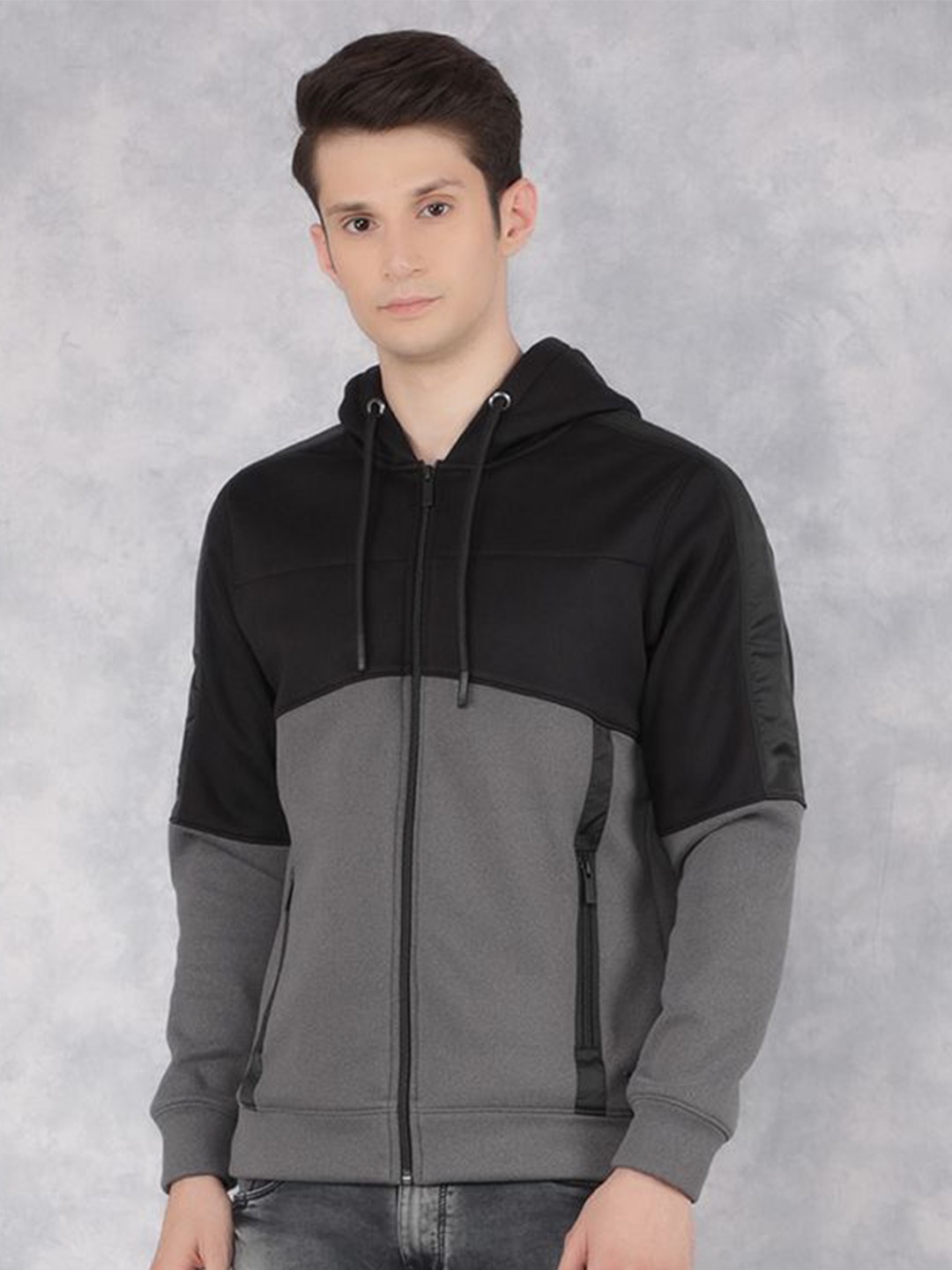 

Crimsoune Club Men Hooded Sweatshirt, Black