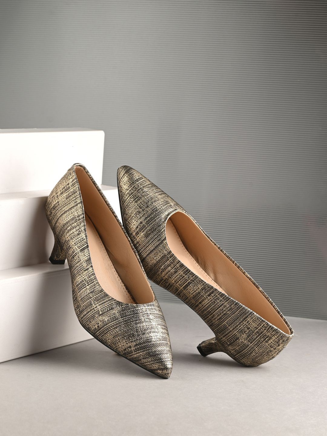 

CLOG LONDON Women Printed Pointed Toe Block Pumps Heels, Copper