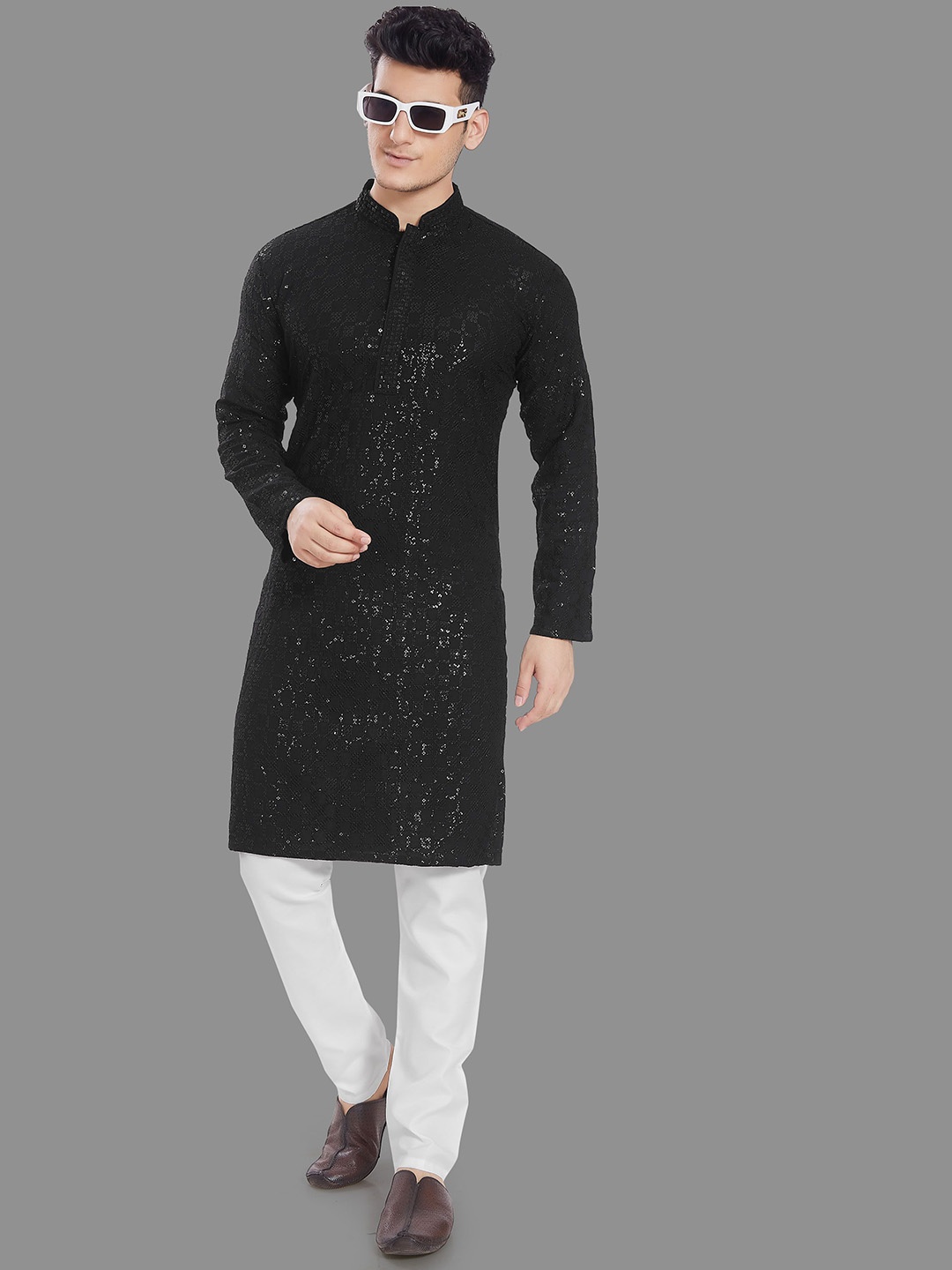 

Rani Saahiba Embellished Mandarin Collar Straight Kurta, Black