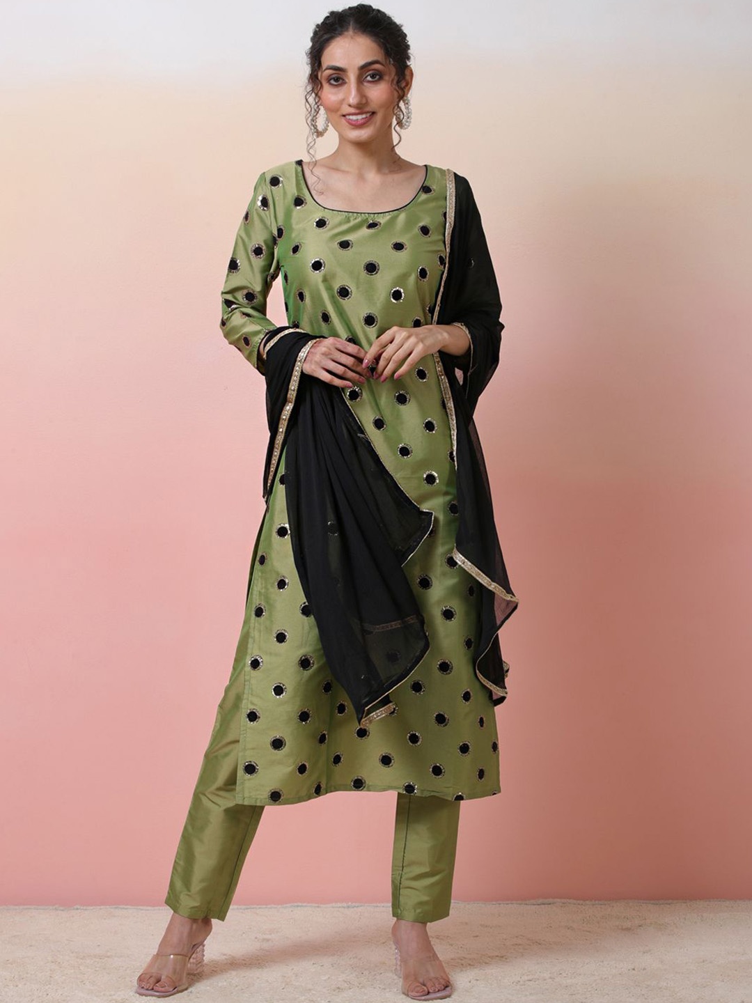 

Sangria Printed Regular Kurta with Trousers & With Dupatta, Green