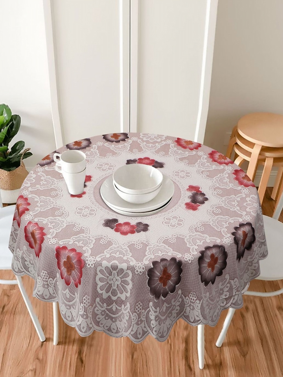 

LooMantha Brown & White Floral Cotton Round 4-Seater Table Cover
