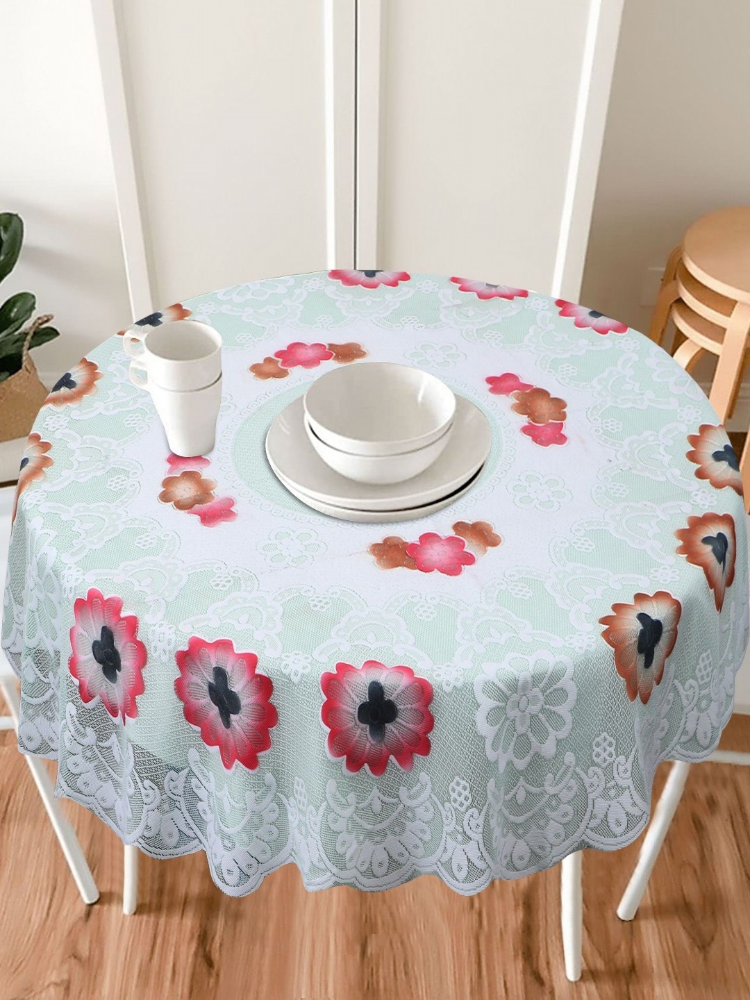 

LooMantha Green & Pink Floral Cotton Round 4-Seater Table Cover