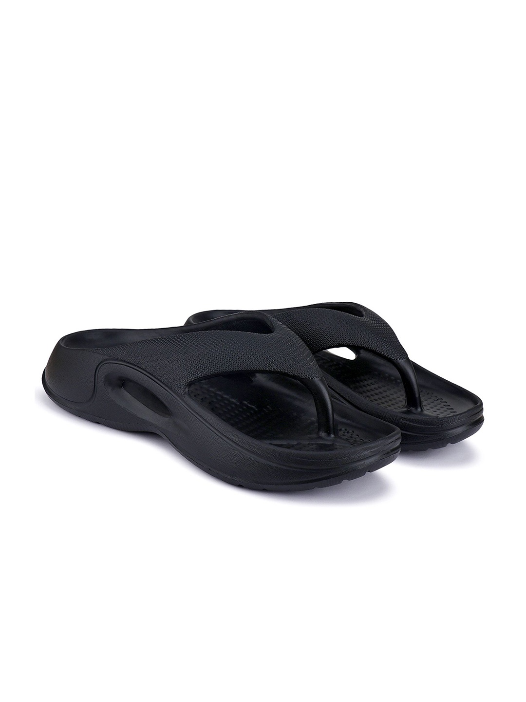 

BERSACHE Men Self-Design Thong Flip-Flops, Black