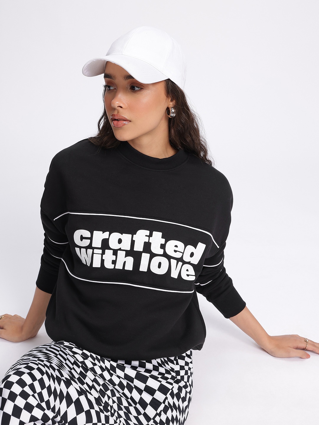 

DressBerry Limitless Love Printed Sweatshirt, Black