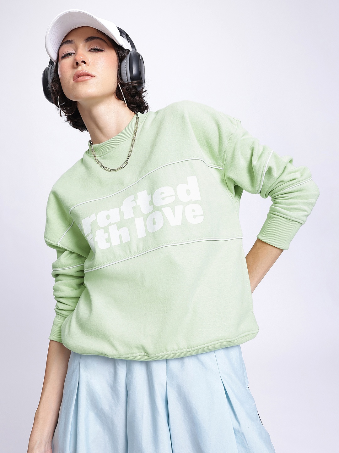 

DressBerry Snuggle Dreams Typography Sweatshirt, Blue