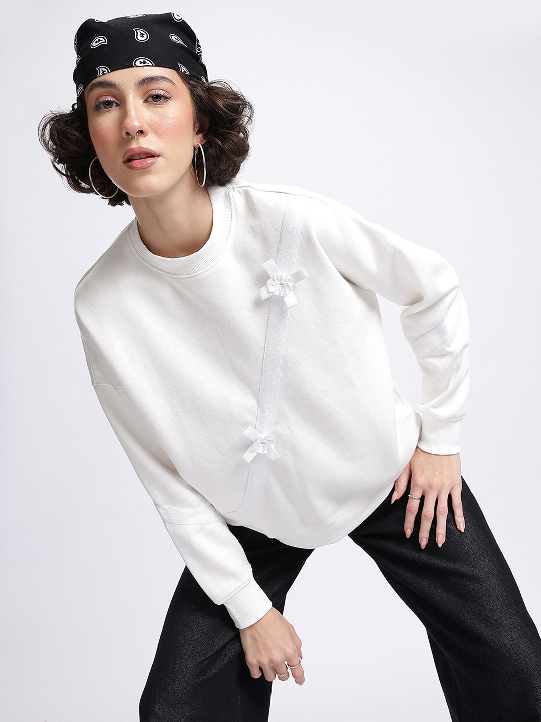 

DressBerry Elevated Essentials Ribbon Trim Sweatshirt, White