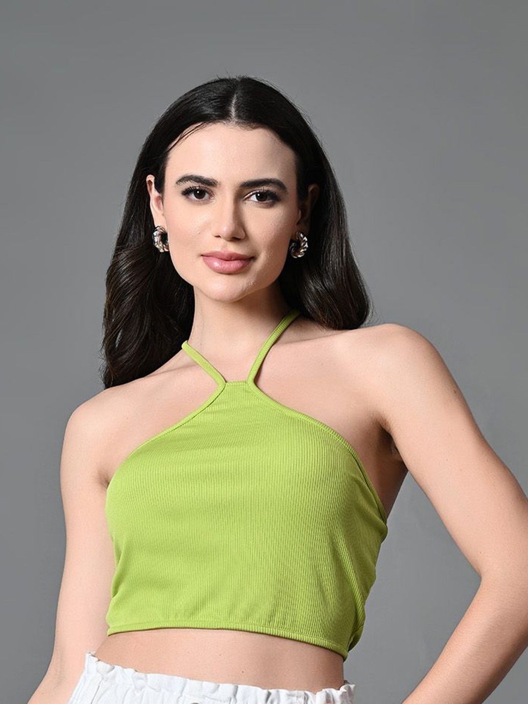 

The Roadster Lifestyle Co Women Ribbed Halter Neck Sleeveless Top, Green