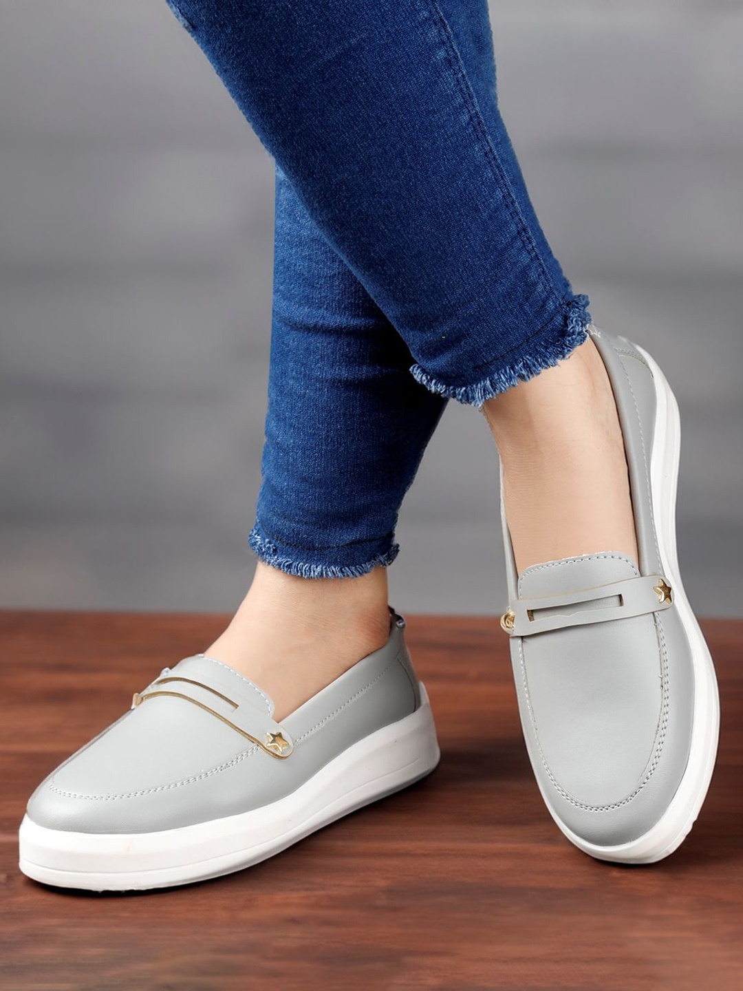 

Bxxy Women Slip-On Casual Loafer Shoes, Grey