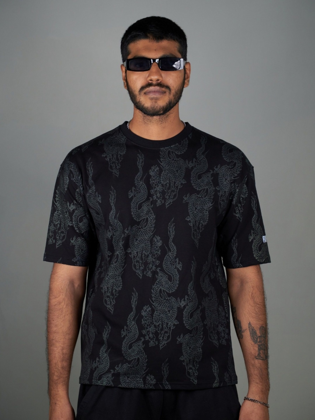 

RIPOFF Unisex Typography Printed Pockets T-shirt, Black