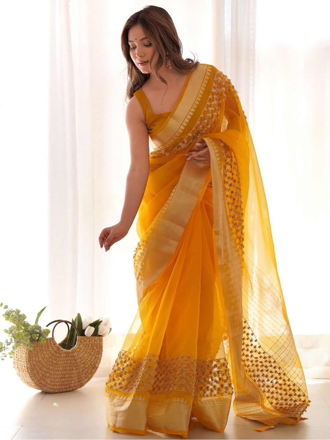 

CANIZZARO Embellished Sequinned Organza Saree, Yellow