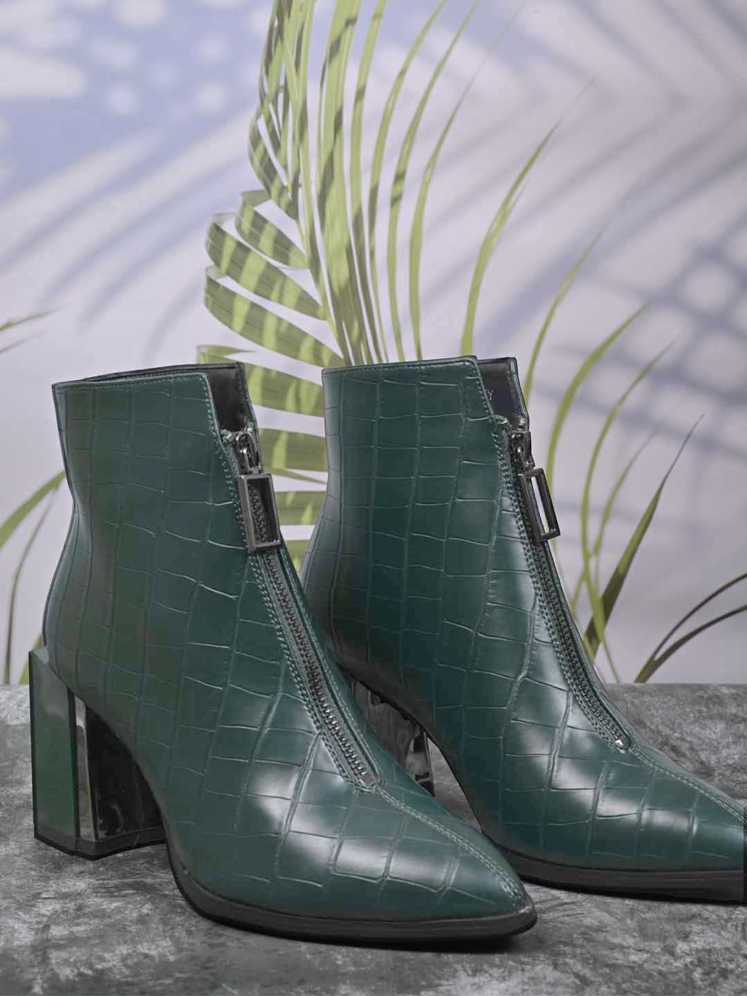 

Ronnie Women Textured Block-Heeled Boots, Green