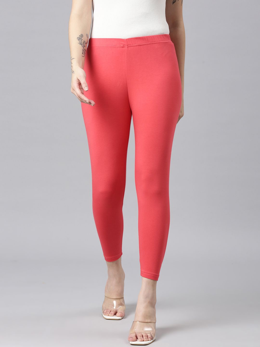 

DIXCY SCOTT Slimz Women Three-Fourth Length Leggings, Coral