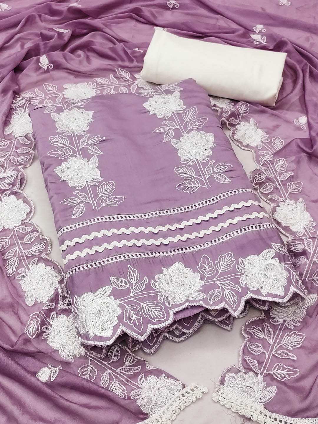 

MAHALASA Ethnic Motifs Embroidered Thread Work Unstitched Dress Material, Purple